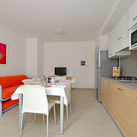 Apartment Fiore-1 By Interhome Lignano Sabbiadoro Buitenkant foto